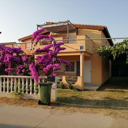 Marina Daire Biograd Na Moru Dış mekan fotoğraf